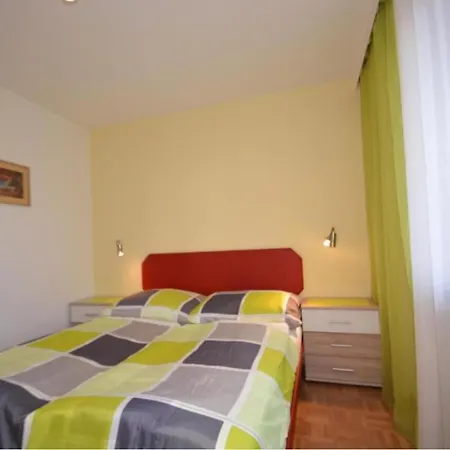 Alpine زيل أم سي