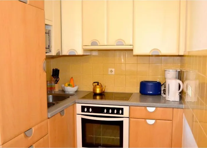 Апартаменти Alpine *